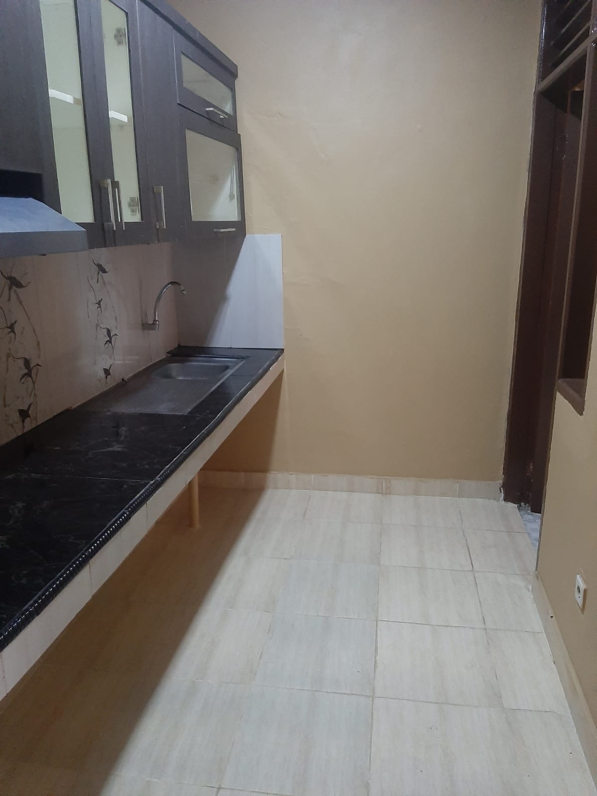 Rumah Disewakan Semi Furnished di Meadow Green Lippo Cikarang